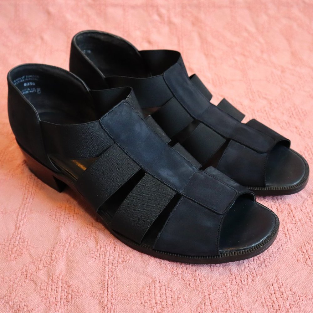 Munro Sport American Footwear Nassau Black Strappy Shock Absorbing Heeled Shoe